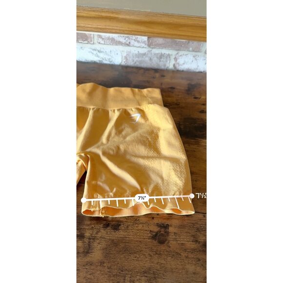 Gymshark Ladies Womens Small Gold Seamless Workout Shorts - Picture 13 of 13